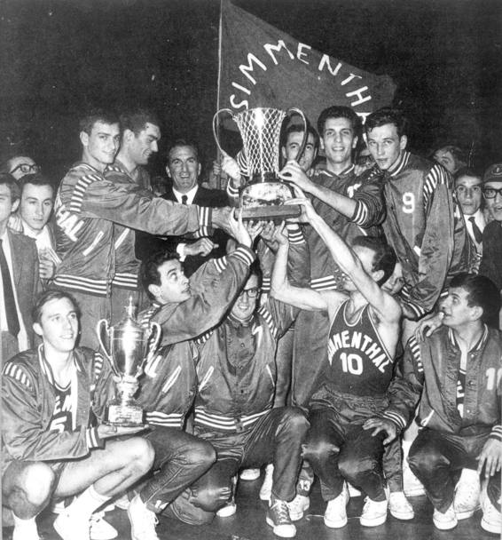 Il Simmenthal con la Coppa dei Campioni 1966